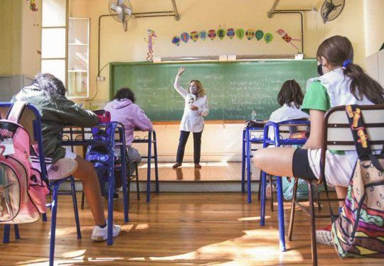 Ciudad acordo aumento paritaria docente