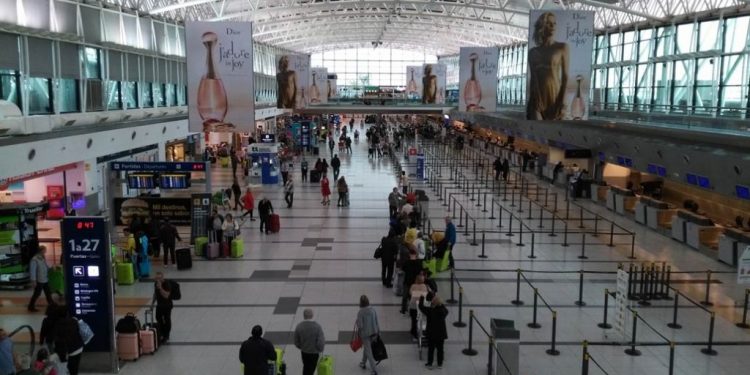Aeropuerto internacional ezeiza terminal interior aa2000 1024x535