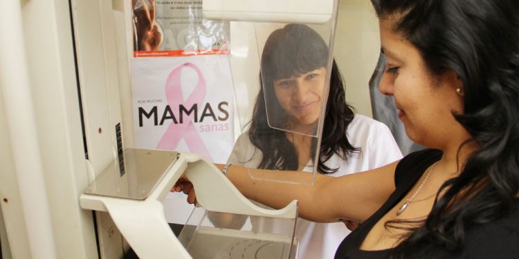 Los dispositivos realizan mamografías y estudios de hpv e infecciones de transmisión sexual.