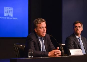 Nicolas dujovne archivo