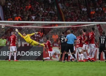 El gol del empate de de la cruz