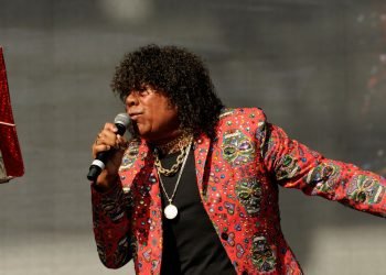 La mona jimenez clarin