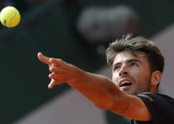 Gran tenis de londero en paris