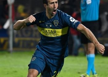 Izquierdoz anota el penal del triunfo