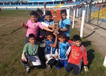 Los chicos disfrutaron en la doma