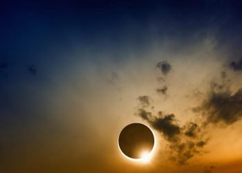 Imagen ilustrativa de eclipse