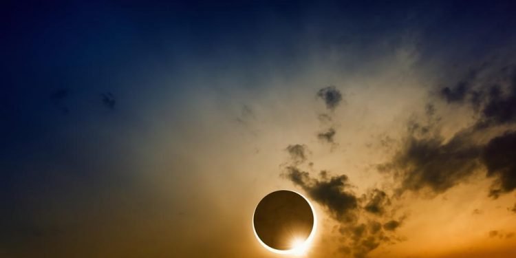 Imagen ilustrativa de eclipse