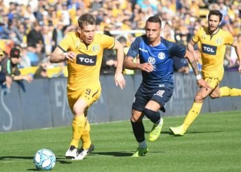 Central le propino la primera derrota a la t