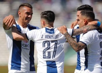 Otra victoria de la t