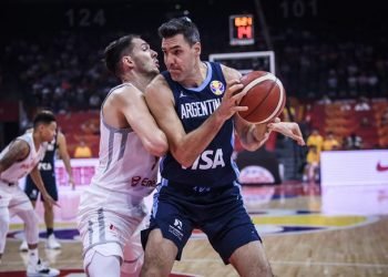 Scola otra vez figura