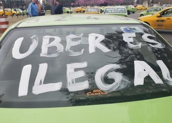 Multimedia.normal.b7a0600c134aff7c.5562657220746178697374617320792072656d6973697320404c656f477565765f6e6f726d616c2e6a7067