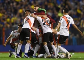 River celebrando el pase