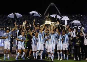 Racing, campeon