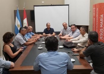 Reunion de autoridades