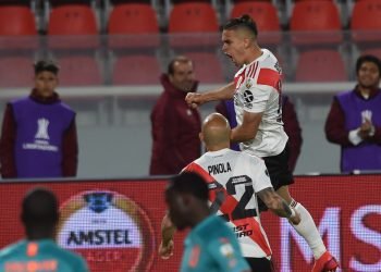 Borre festeja el primer gol