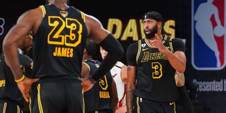 James y davis, rumbo al titulo