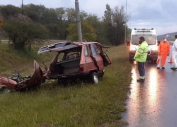 Accidente renault 6 cordoba carlos paz