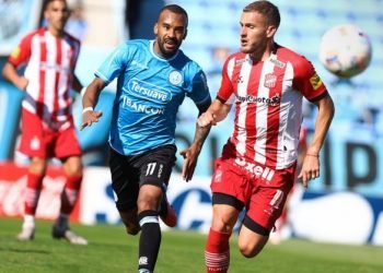 Belgrano no puede salir de la mala