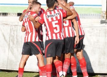 La gloria volvio al triunfo