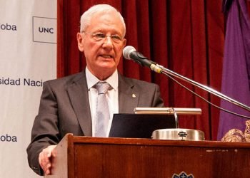 Multimedia.normal.8da40917204c7a5f.4875676f204a75726920526563746f7220554e435f6e6f726d616c2e6a7067