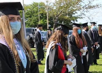 2020 0530 mia carrollhighgraduation 030rs2 1591730470