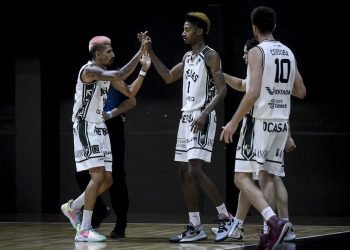 A4hy2gjwxzhqxc5k5ax7tzcp2q