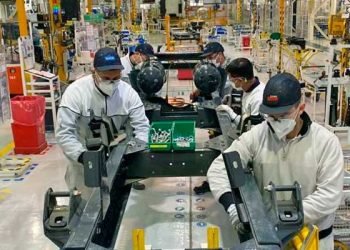 Fábricas y complicaciones por casos de covid