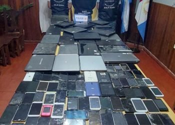 Hallaron notebooks y celulares en la casa de un gendarme en jesùs marìa