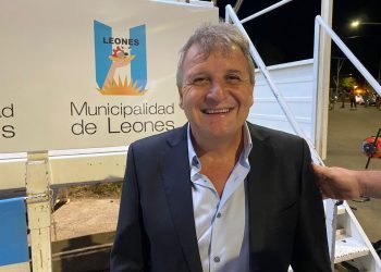 Fabián francioni intendente de leones