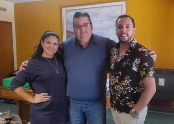 El intendente gustavo brandán junto a los caroyenses del ballet