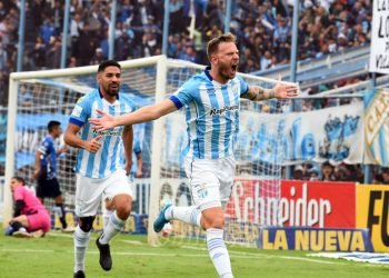 El polaco menéndez fue la figura de la victoria del decano ante talleres