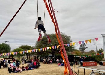 C2199683 9d59 466b acca 7f572ff21077