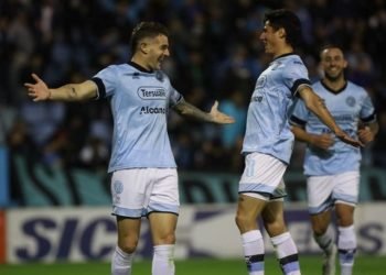 Vegetti anotó el gol de la apertura del marcador de belgrano