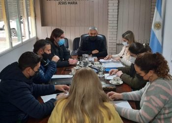 “Como pueden llamar a licitación de algo que no está aprobada la estructura vial”