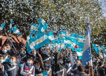 Manuel Calvo: “Que nuestra Bandera nos una con los valores de libertad e independencia que Belgrano nos legó”