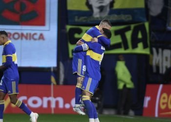 Boca con poco derrotó a talleres en la bombonera