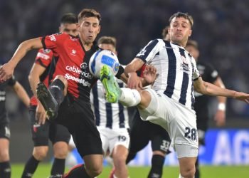 Talleres venció de visitante a colón y clasificó a la instancia siguiente