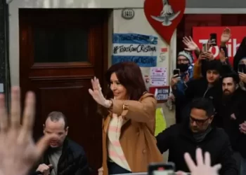 630c2e085a05b 700x430