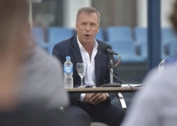 6408793b 1515 454b a448 d99dd980cb6d