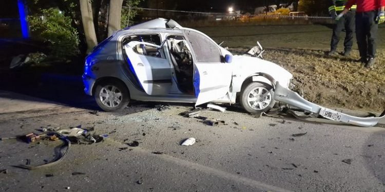 Accidente fatal entre un automóvil y un colectivo en córdoba