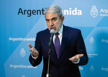 Anibal fernandez 410 1140x848