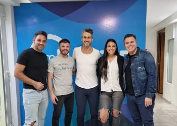 Destino San Javier junto a Federico Racigh y Cynthia Violeta, conductores de "Más Vale Tarde Que Nunca"