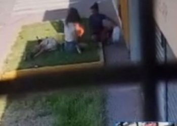 Quemaron a una mujer en la vía publica y “está grave”