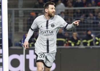 Messi marcó un golazo para el PSG y Mbappé erró dos goles