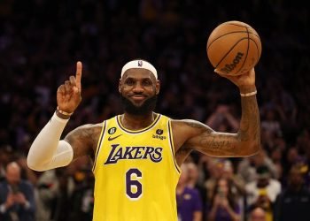 NBA: LeBron James se transformó en el mayor anotador de la historia