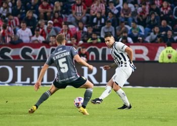 Talleres perdió con Estudiantes y se aleja de los primeros puestos