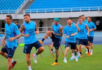 Argentina se entrena a puertas abiertas previo al duelo con Australia en China
