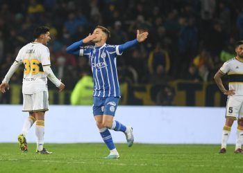 Godoy Cruz vapuleo a Boca: lo goleó 4-0 y aumentó su mal momento futbolístico