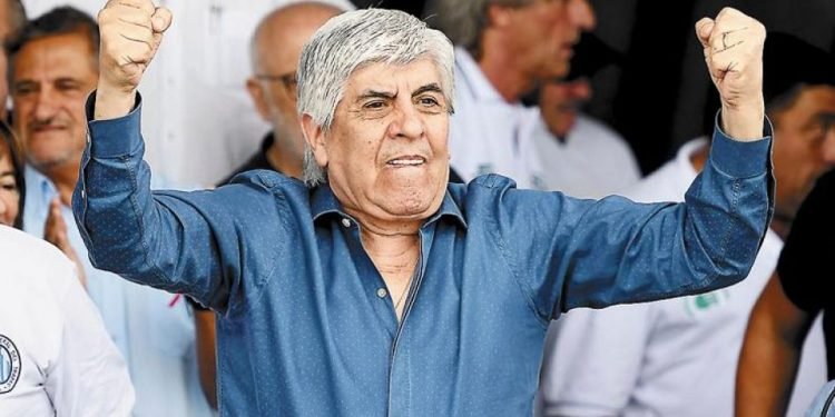Hugo moyano