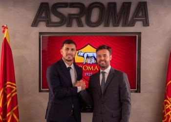 Leandro Paredes regresó a la Roma y ya fue presentado